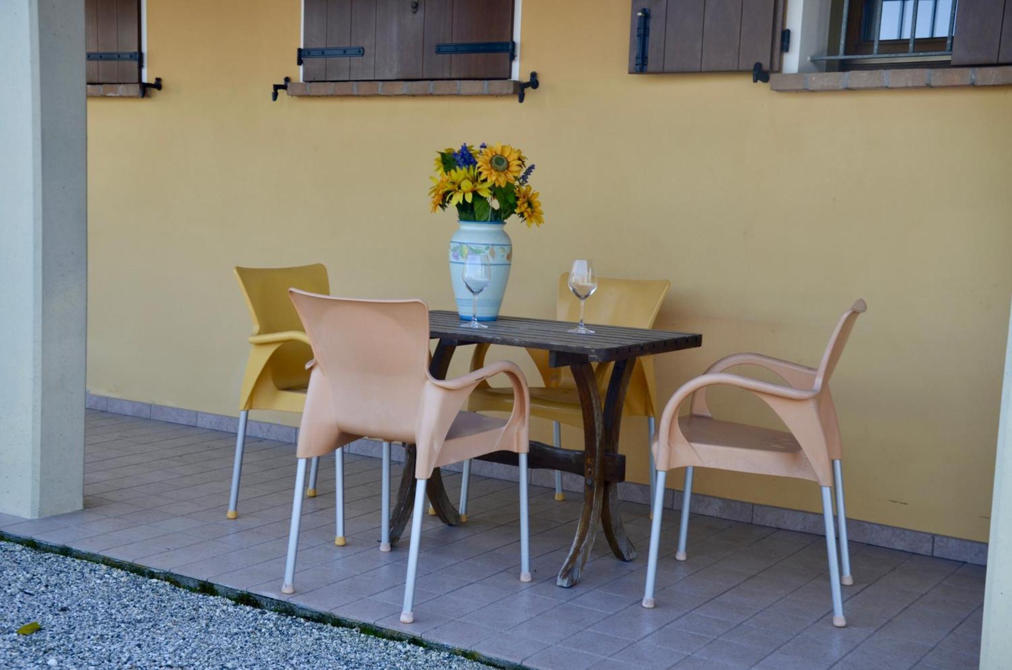 A Casa Di Amici Villa Vidor Exterior photo